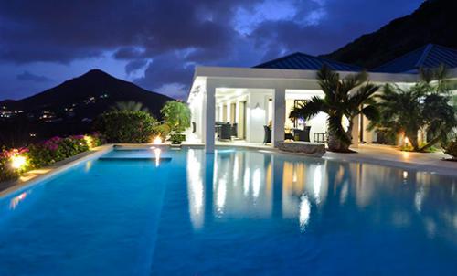 Villa Movina St.Maarten - at night